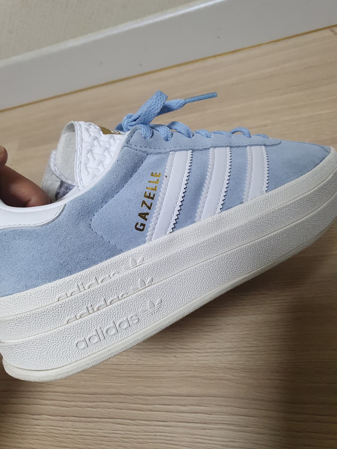 아디다스 가젤 볼드 클리어 스카이 235 상품이미지7
