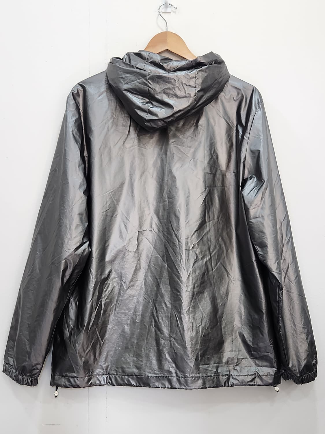 [100-105] 메탈릭 실버 후드 바람막이 남성 XL 상품이미지2