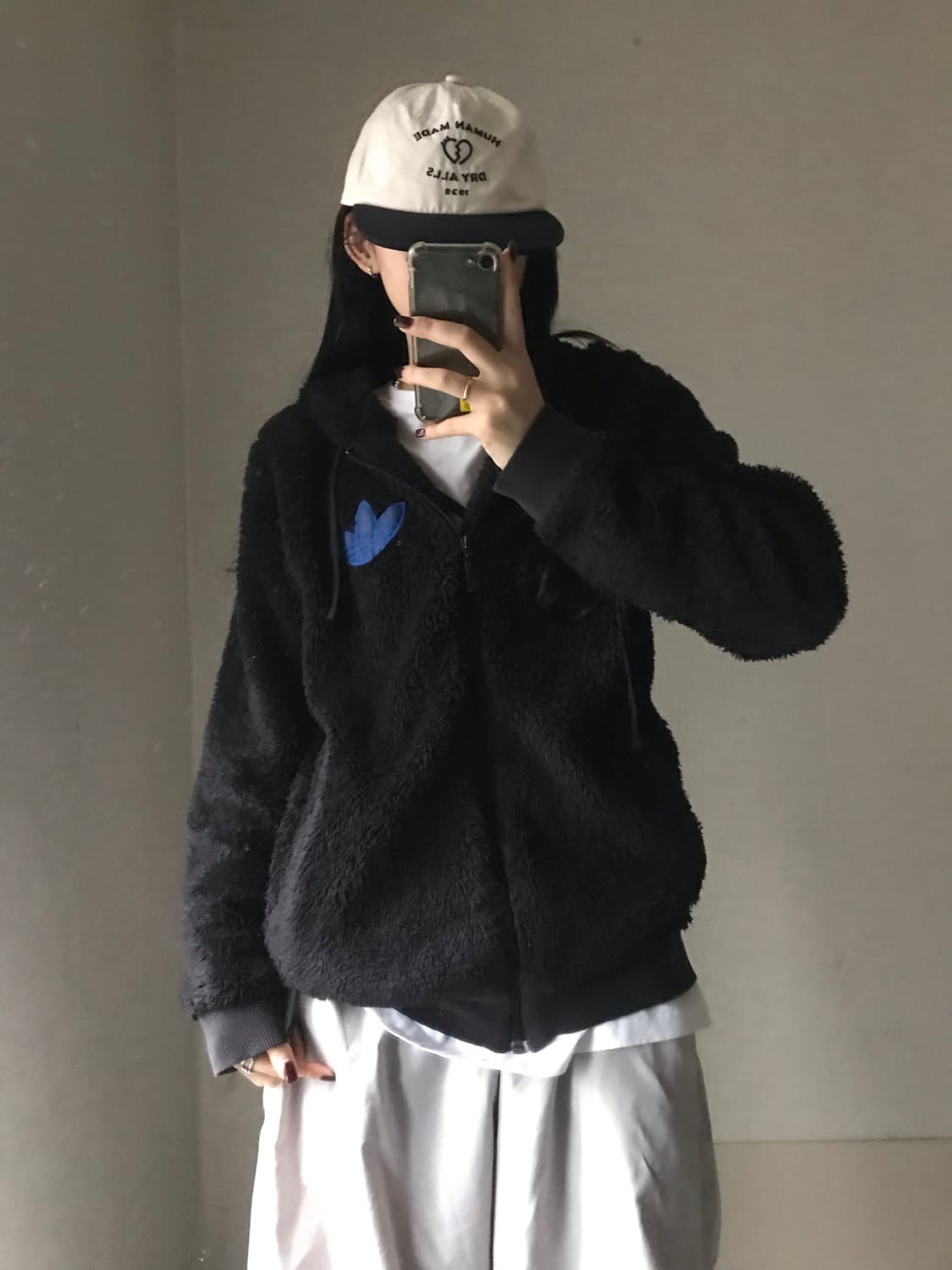 아디다스 블랙 빅로고 후리스 상품이미지4