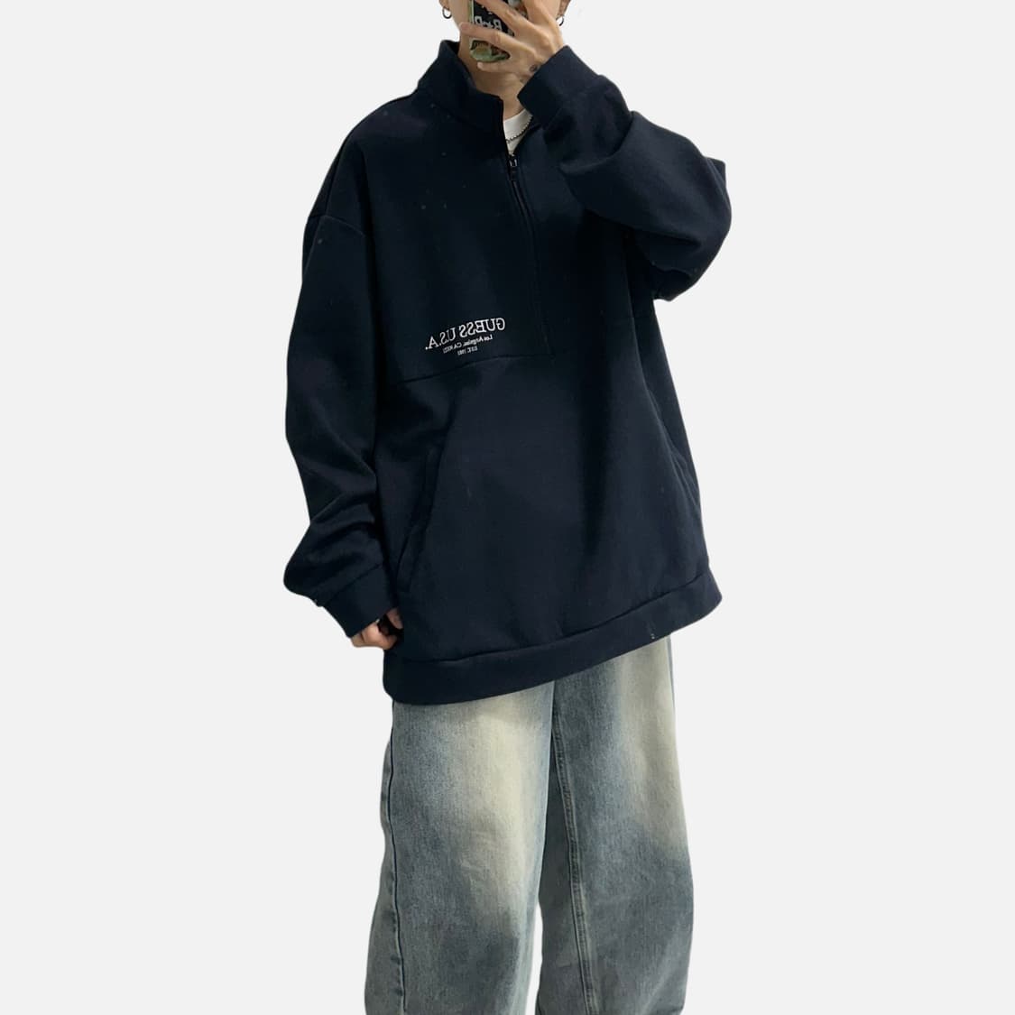 게스 반집업 맨투맨 상품이미지3