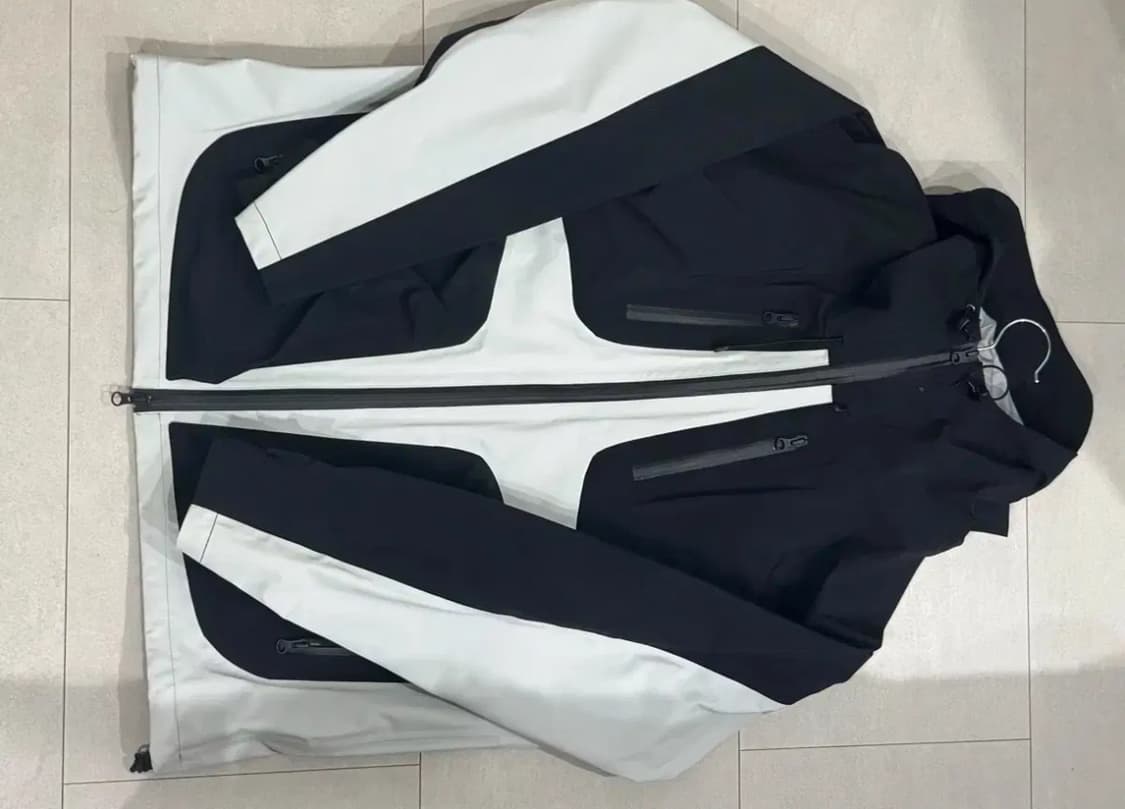 YEO 와이이오 블랙 그레이 스타 쉘 파카  상품이미지4