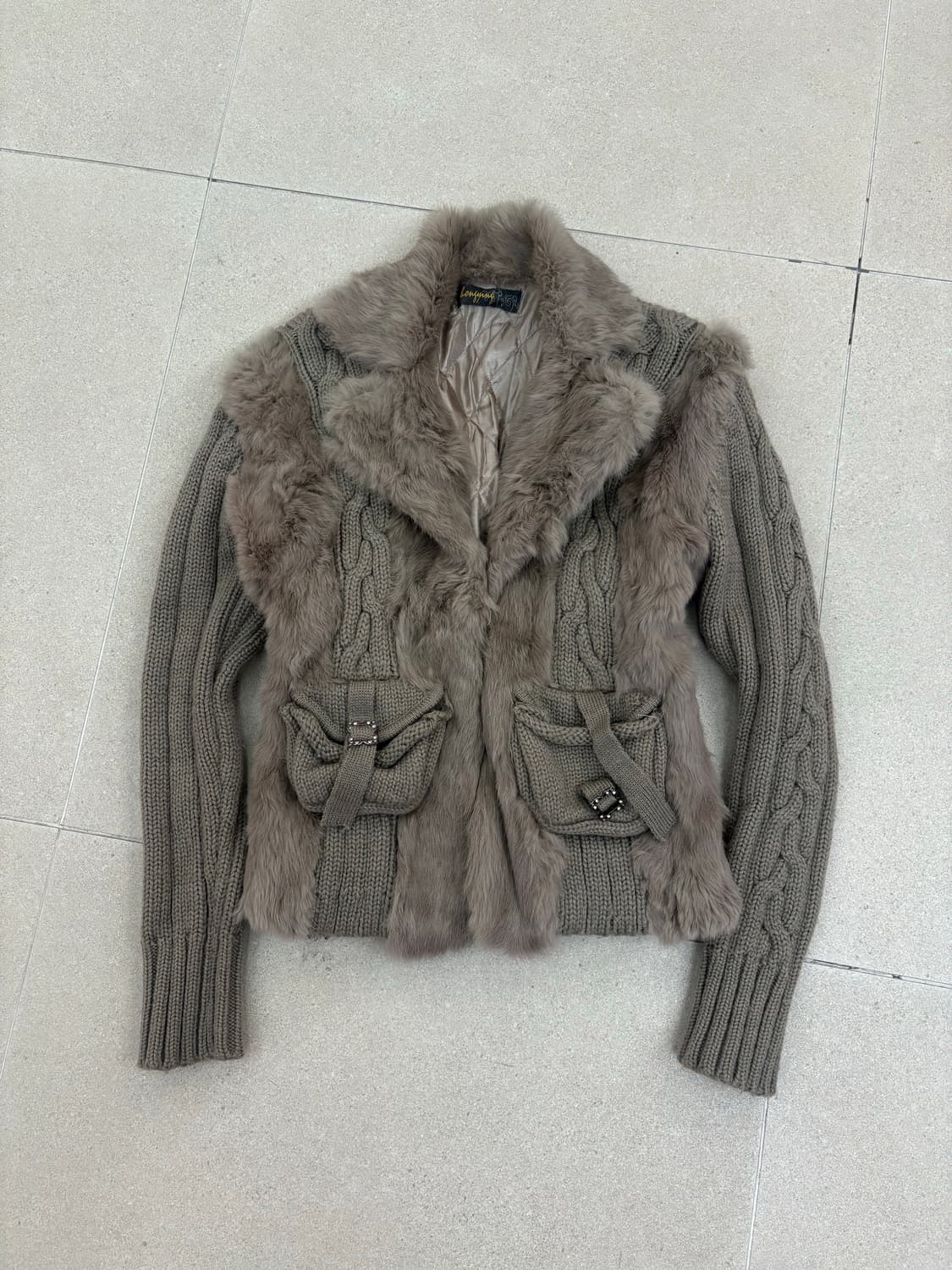 베이지 퍼 니트 디테일 자켓 상품이미지1