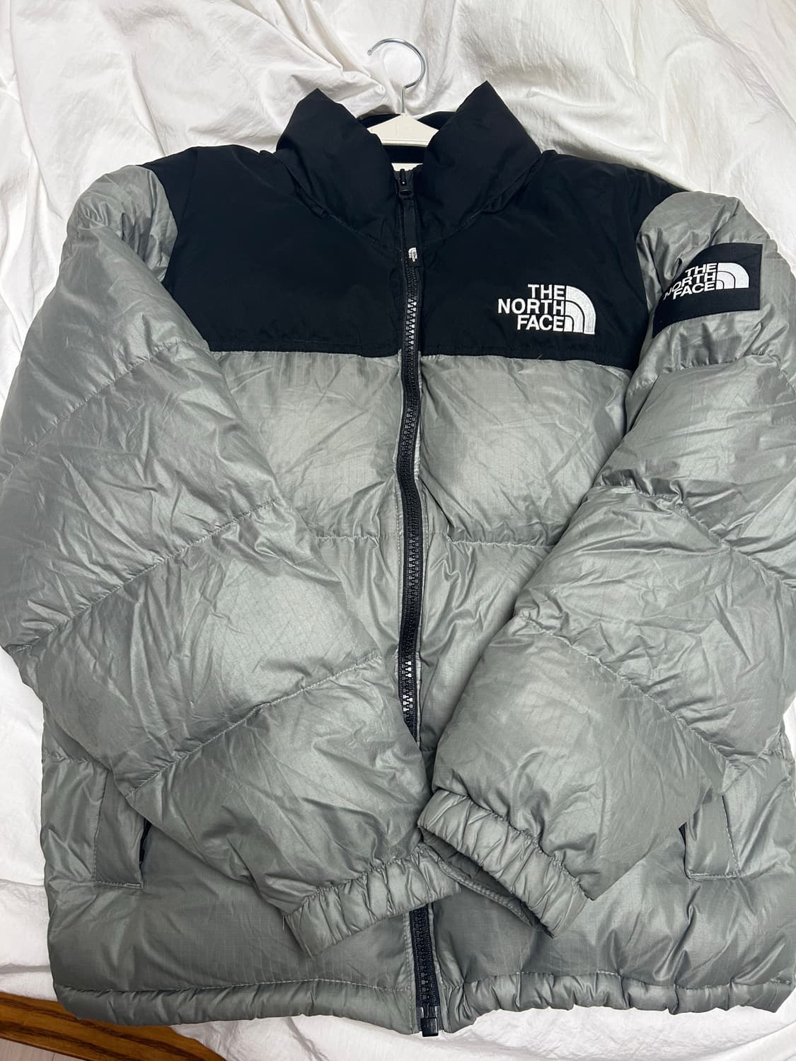 노스페이스 노벨티 눕시 다운 자켓 아보카도 상품이미지3