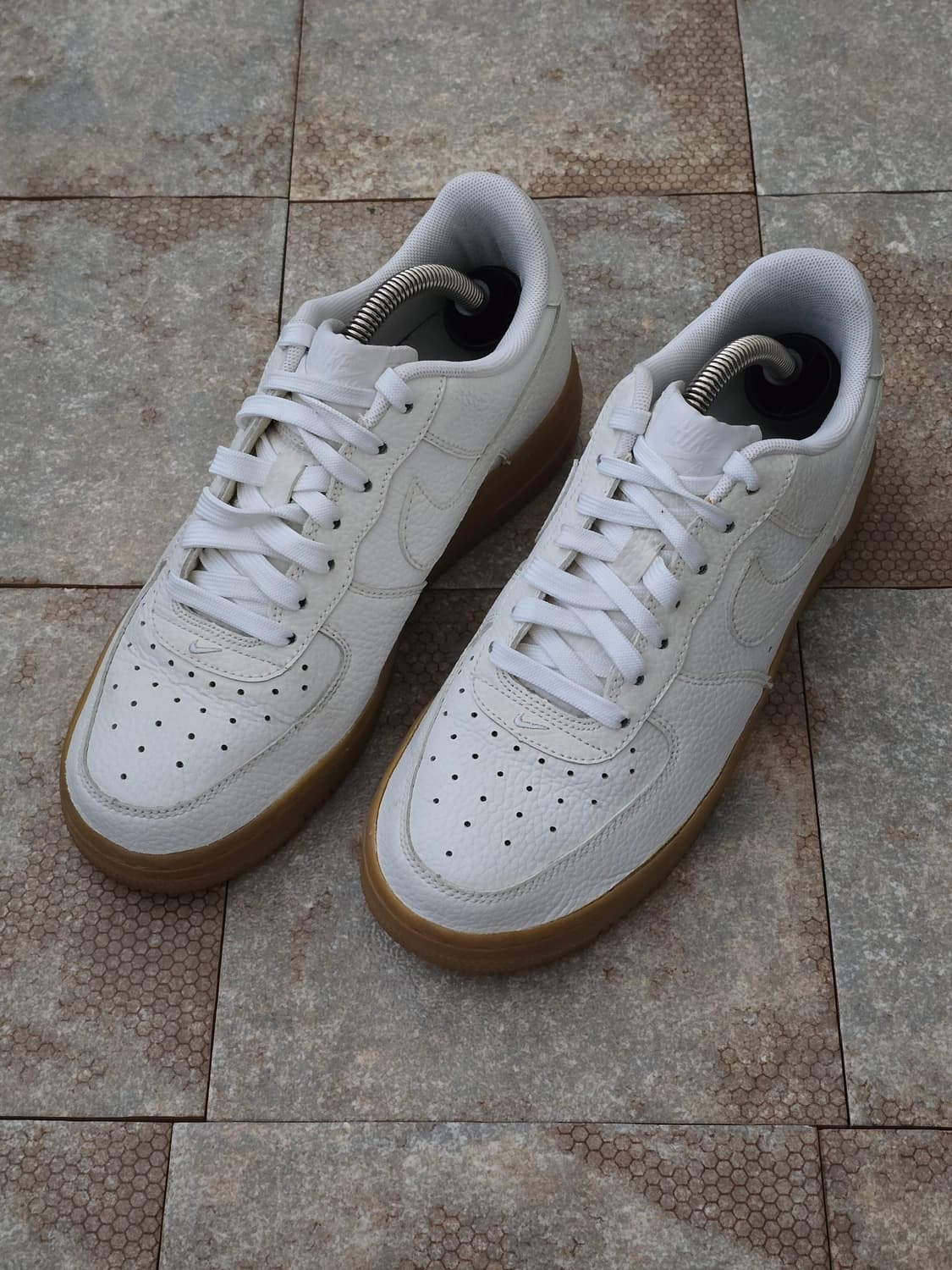 (240)나이키 에어포스 1 로우 화이트 검 상품이미지1