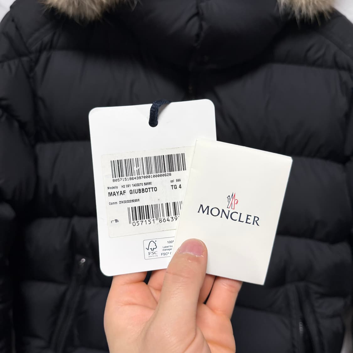 [S+급/4] 몽클레어 마야프 패딩 블랙 풀구성 마르크 상품이미지9