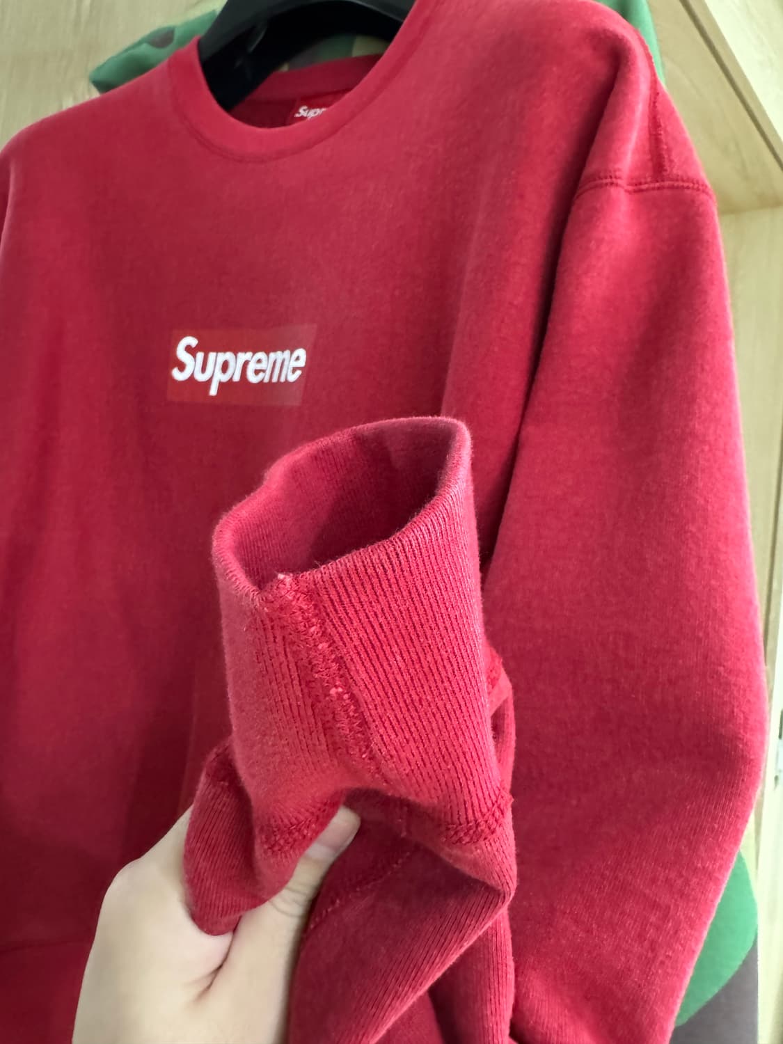 슈프림 워시드 박스로고 크루넥 레드 - 25SS M 상품이미지3