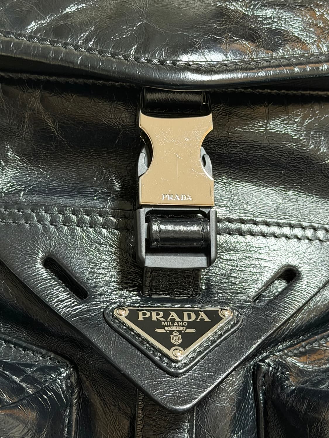 프라다 남성 가죽 크로스백 숄더백 블랙 팝니다 상품이미지5
