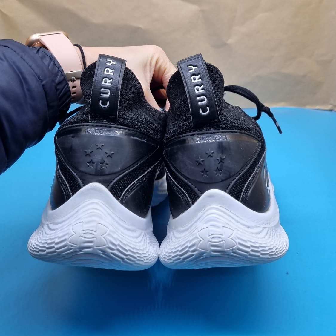 언더아머 커리 플로우8 농구화290. 상품이미지4