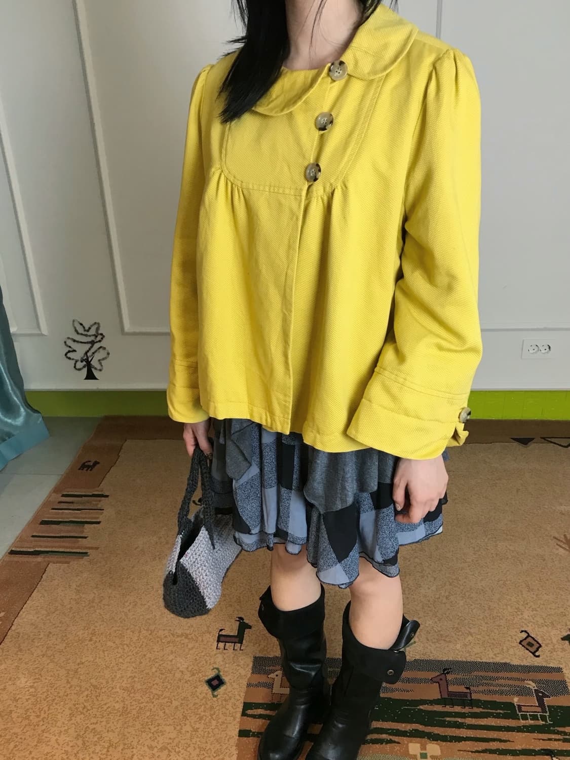 자켓을 벗으면 드러나는 또 다른 결, 차분하게 이어지는 무드:) 상품이미지3