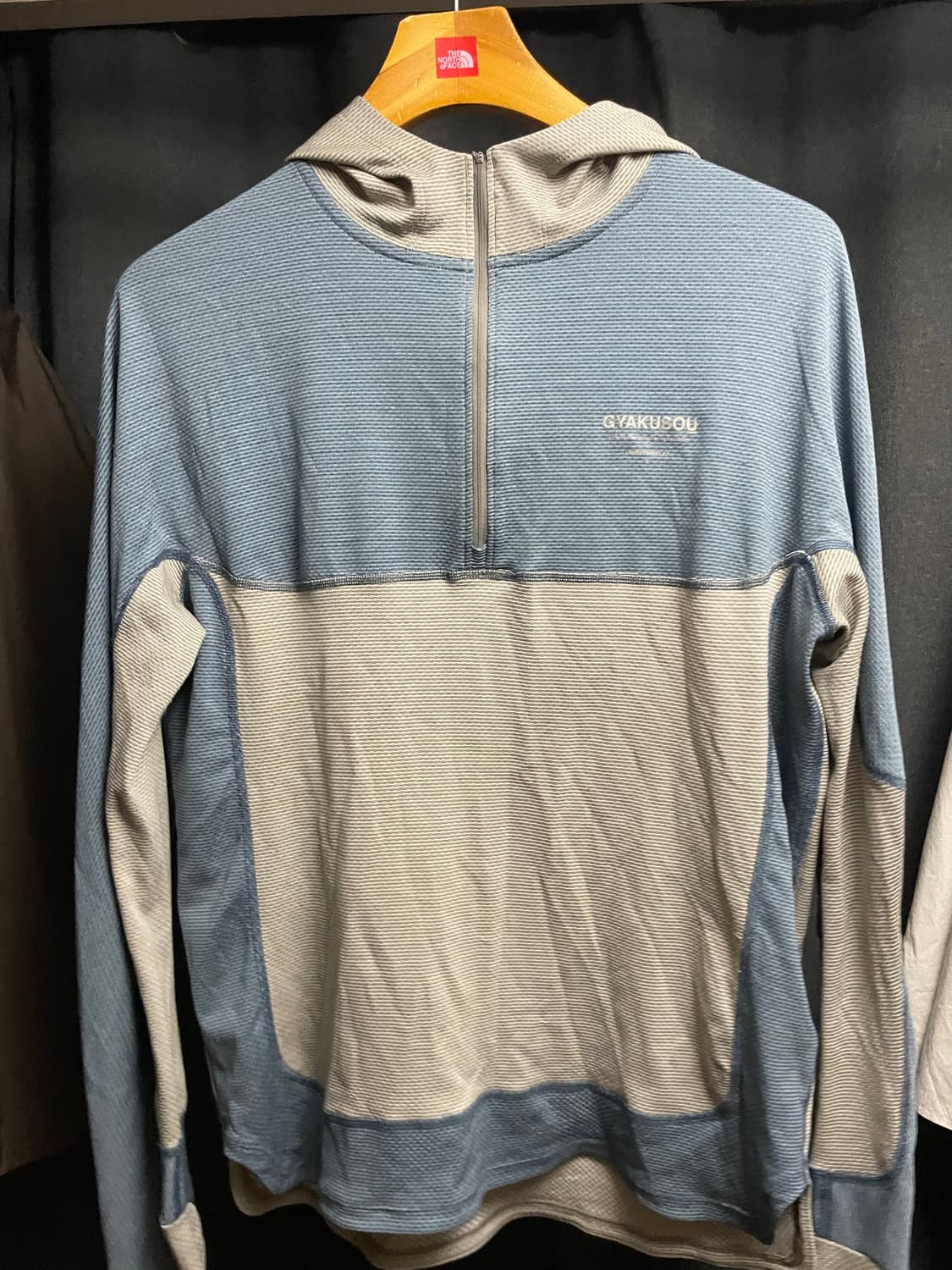 나이키 갸쿠소우 러닝후디 L 상품이미지1