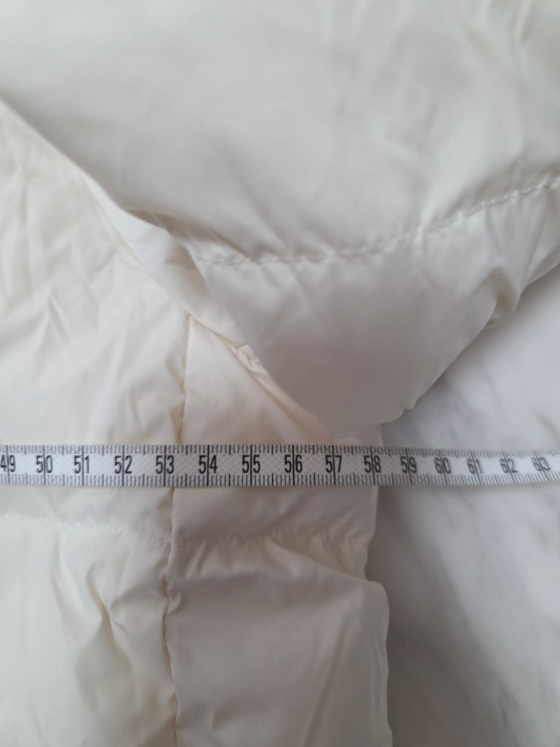 유니클로 나노디자인 경량 패딩 상품이미지7