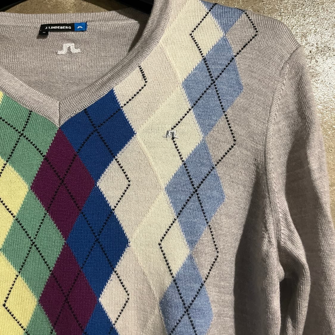 제이린드버그 브이넥 니트 상품이미지2