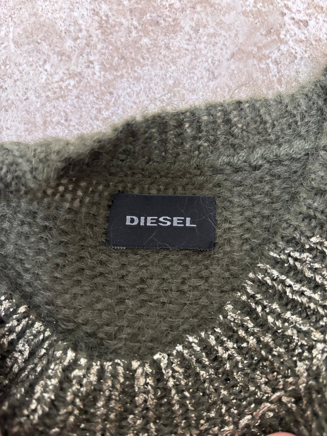 디젤 디스트레스드 카키 스트라이프 모헤어 니트 상품이미지4