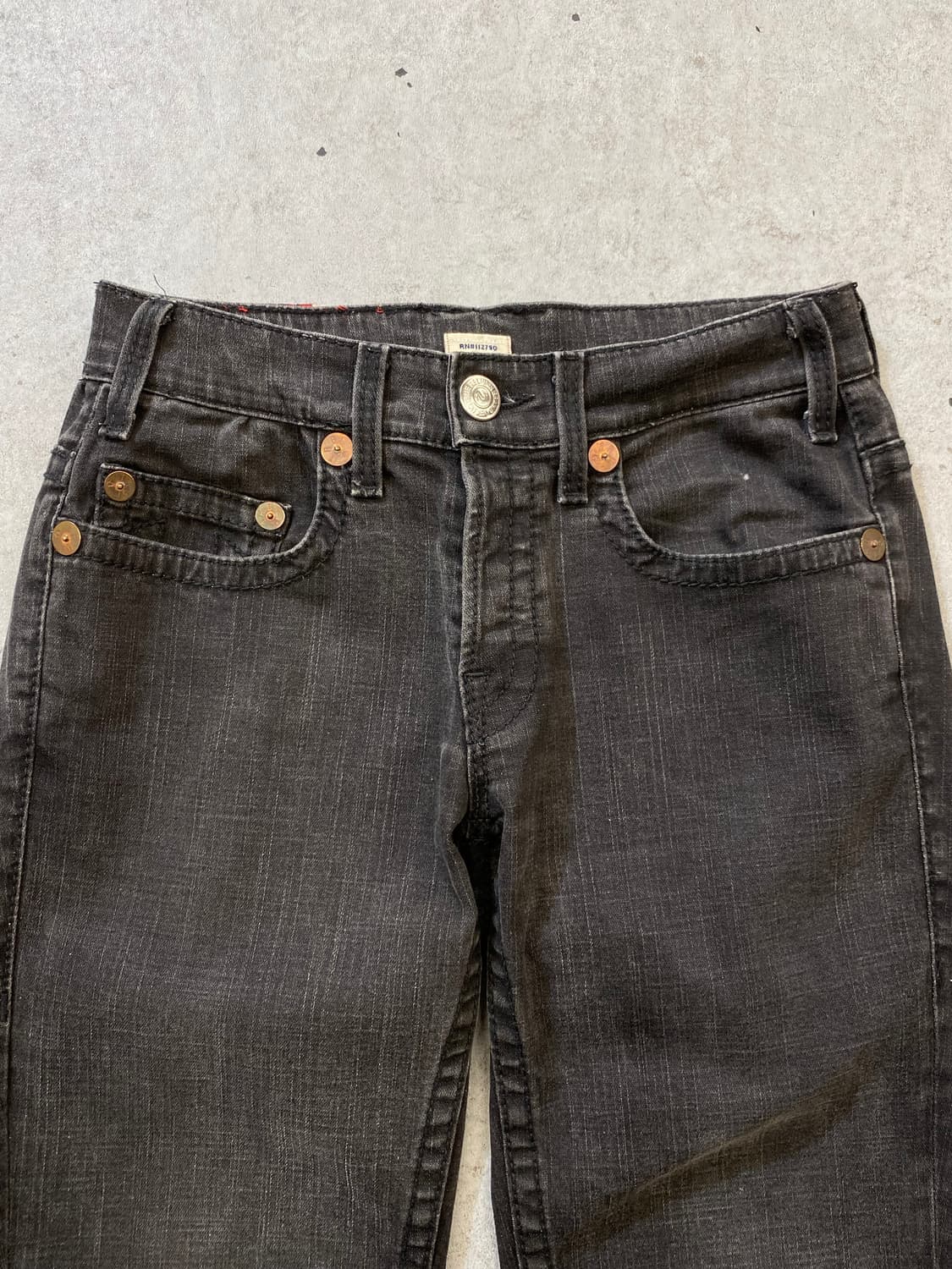 [31] True Religion 트루릴리전 블랙 워시드 데님팬츠 상품이미지5