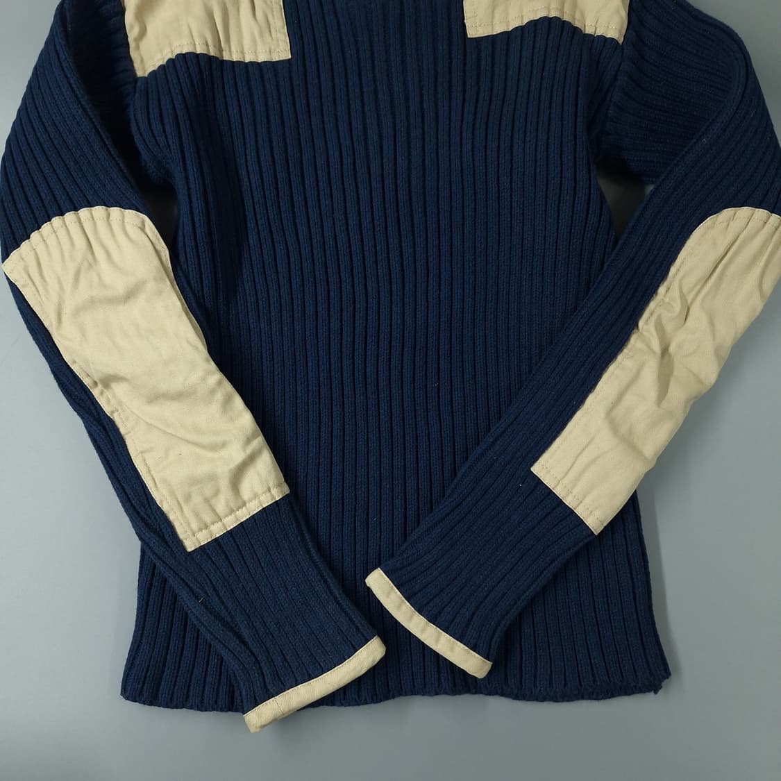 빔즈 보이 블루 아이보리 배색 아메카지 라운드넥 골지 코만도 니트 S 상품이미지5