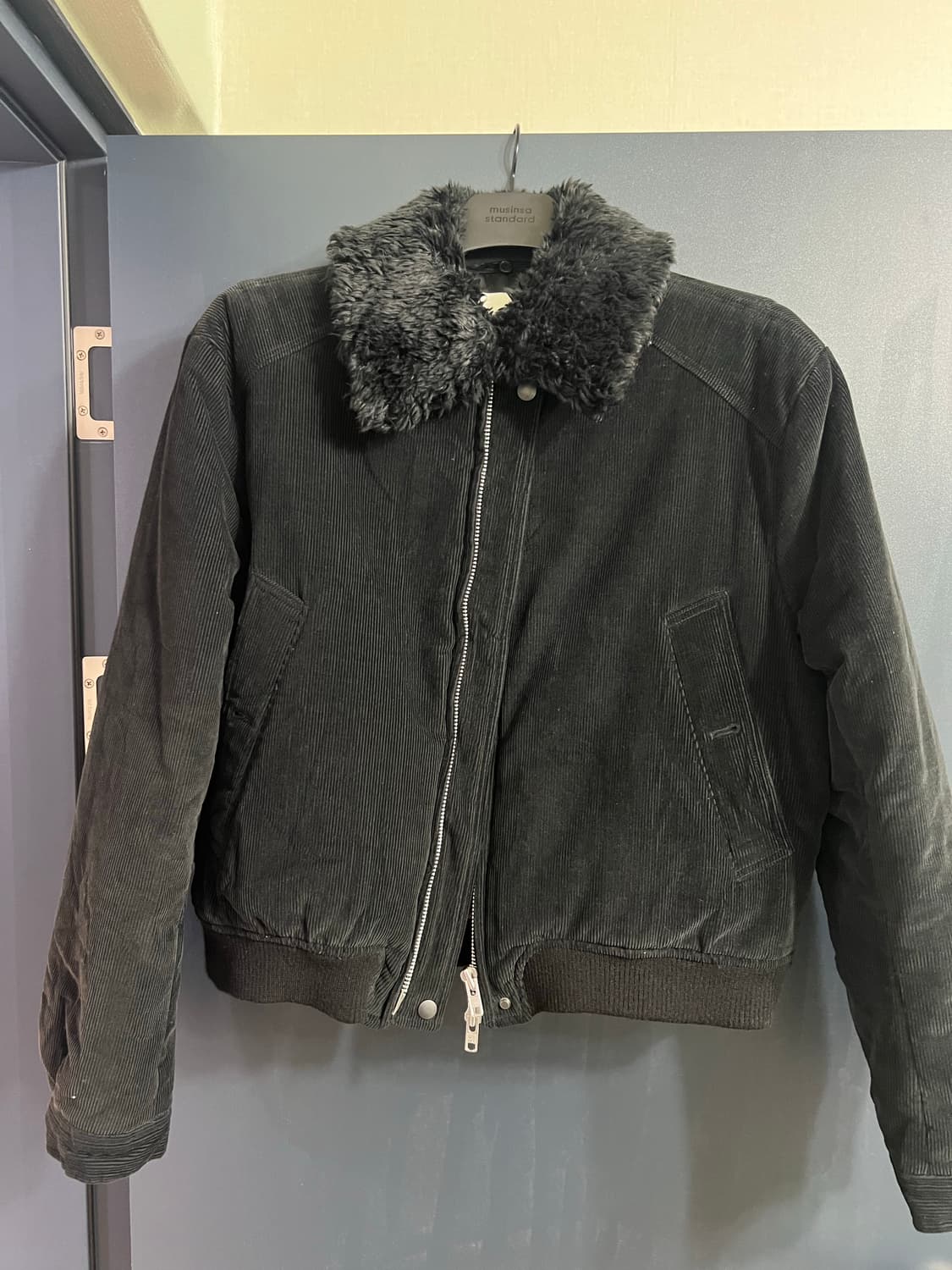 알렌느 디테쳐블 카라 코듀로이 패딩 블루종(블랙, 2사이즈) 상품이미지1