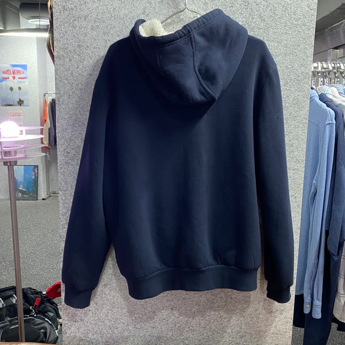 게스 빅로고 보아털 네이비 후드집업 B3841 상품이미지4