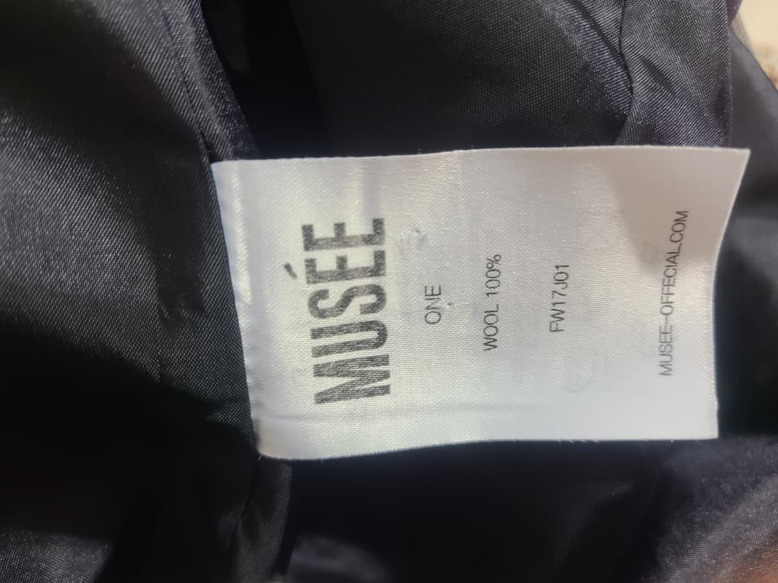 뮤제 언발란스 울100 재킷 상품이미지7