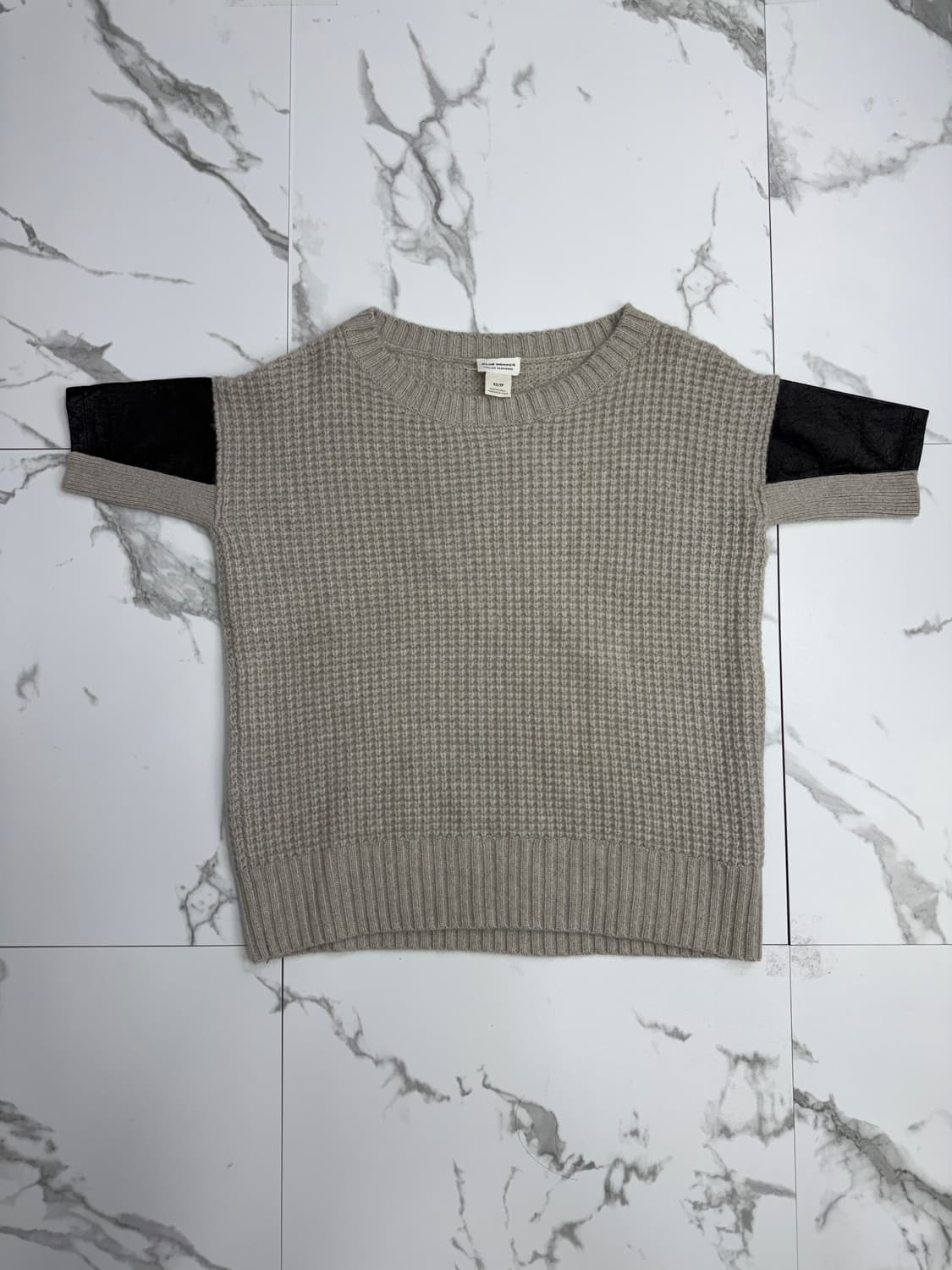 클럽모나코 레더 디테일 캐시미어 100%  상품이미지1