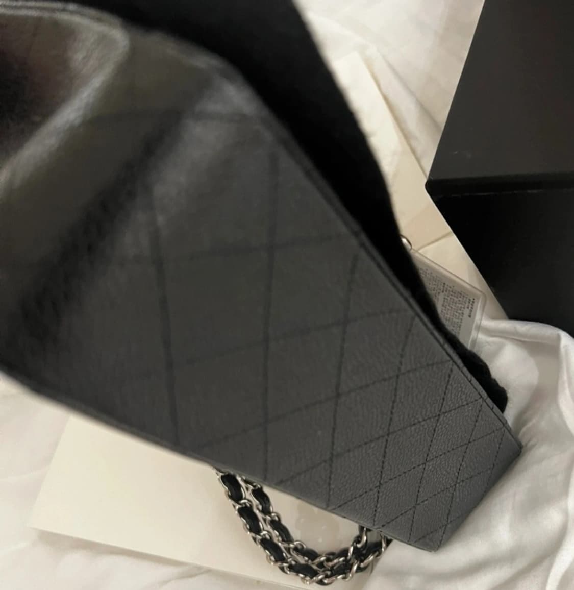 (정품)샤넬 클래식 캐비어 미듐 은장 상품이미지6