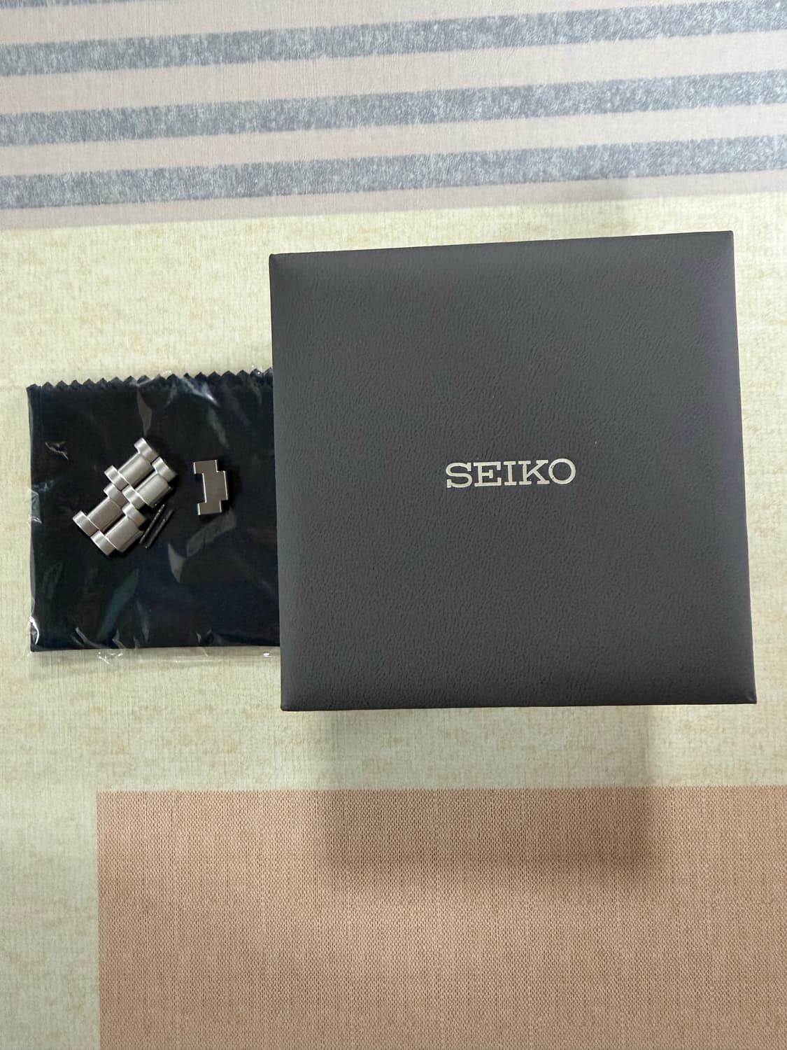 정품 세이코 손목시계 7b24-0bh0 상품이미지2
