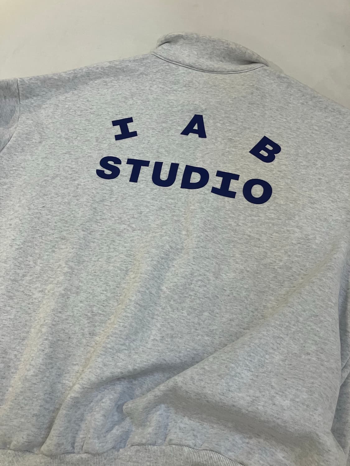 아이앱 스튜디오 하프 집 반집업 풀오버 맨투맨 상품이미지4