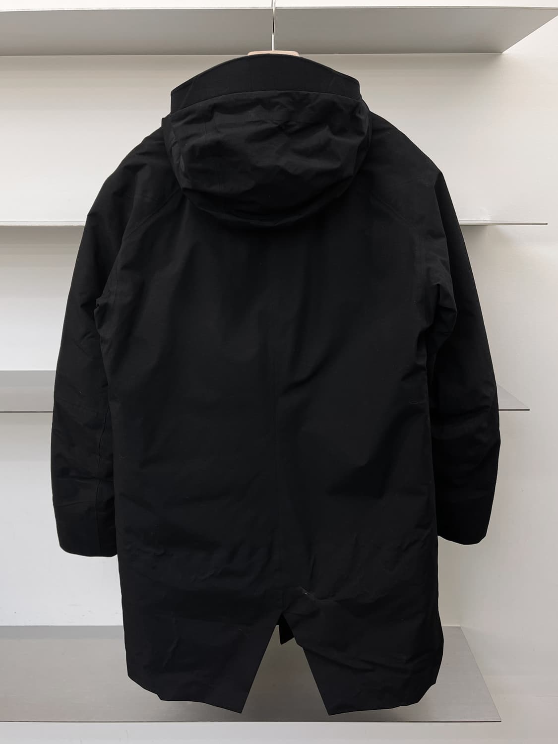 아크테릭스 베일런스 모니터 다운 자켓 상품이미지3