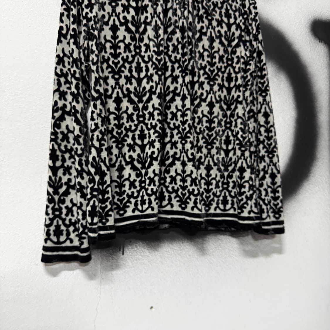 VTG 빈티지 오리엔탈 벨벳 블랙 패턴 블라우스 상품이미지4