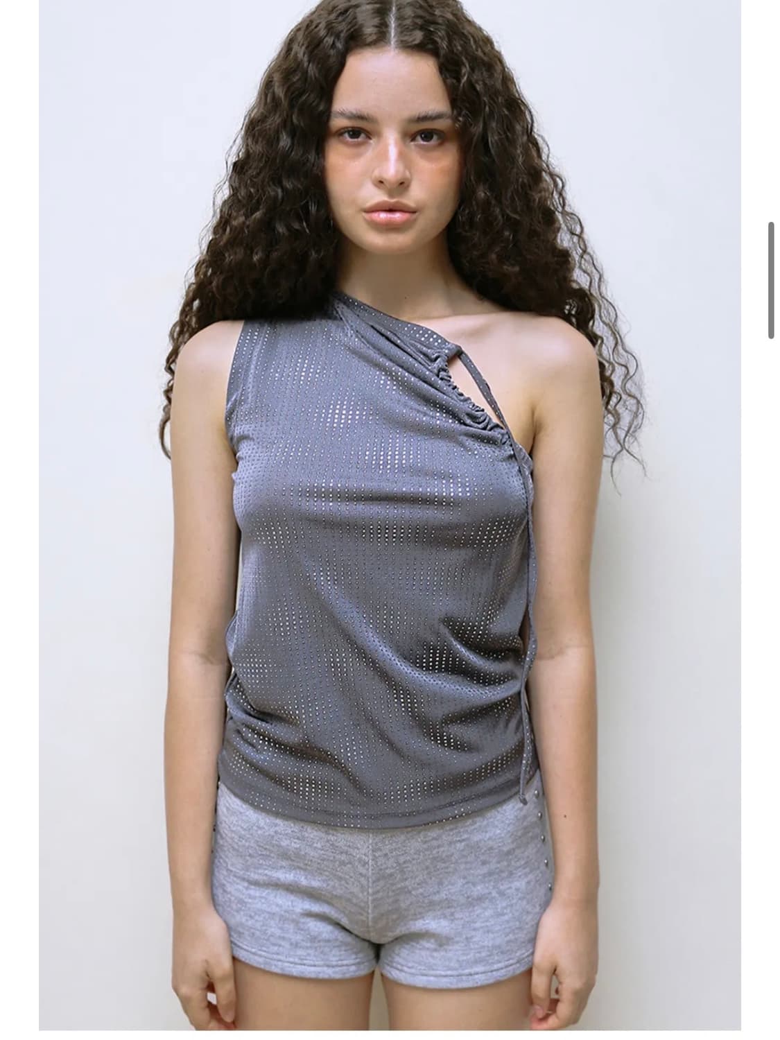 폴리수엠 GLITTER FLING TOP (CHARCOAL) 상품이미지1