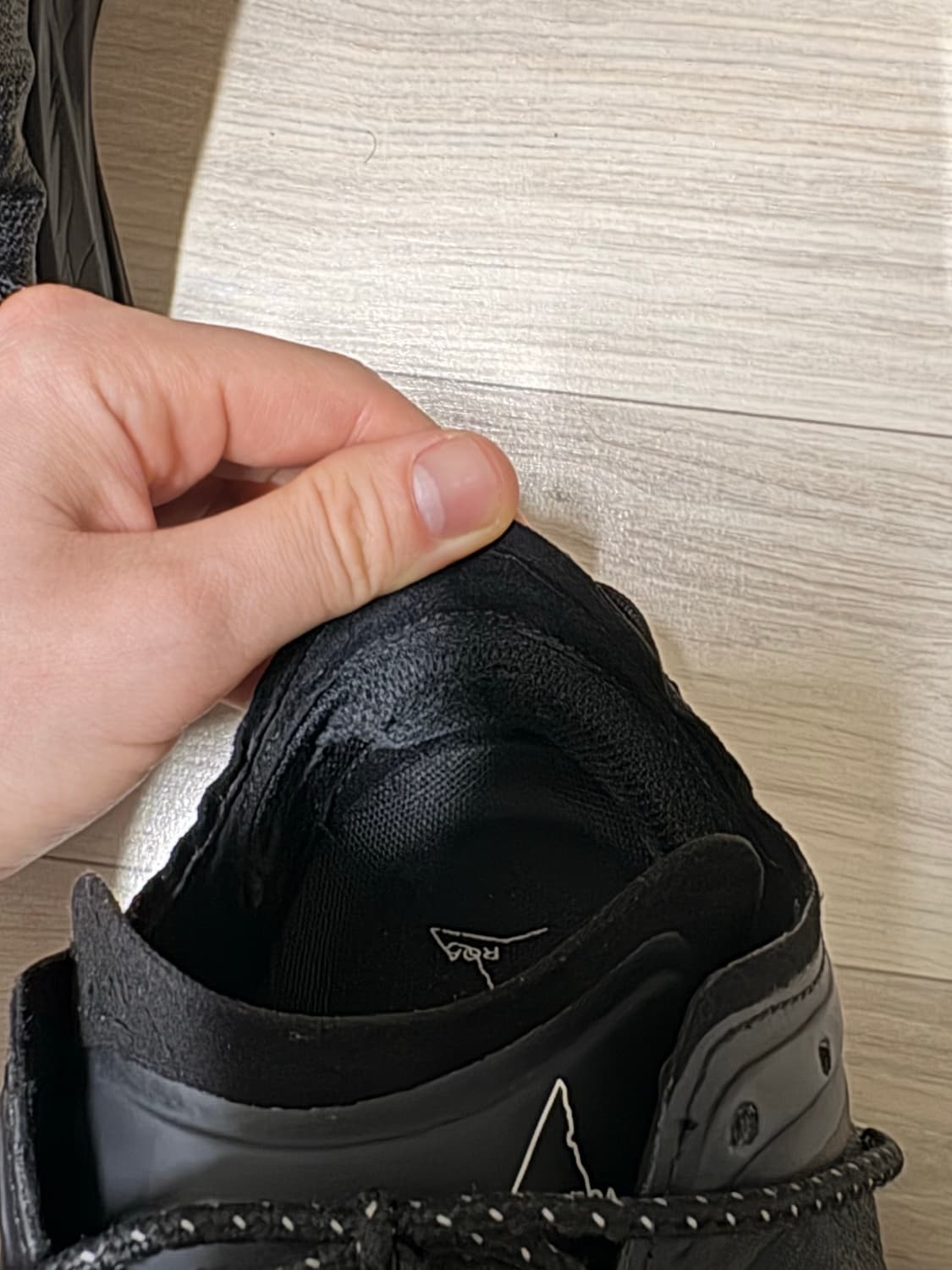 로아 셀라 (로아 하이킹) 42 블랙 상품이미지9