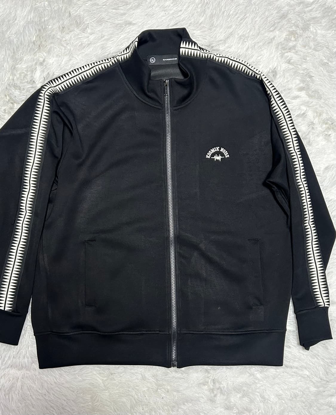 언더커버 X GU 코스믹 노이즈 트랙자켓 상품이미지1