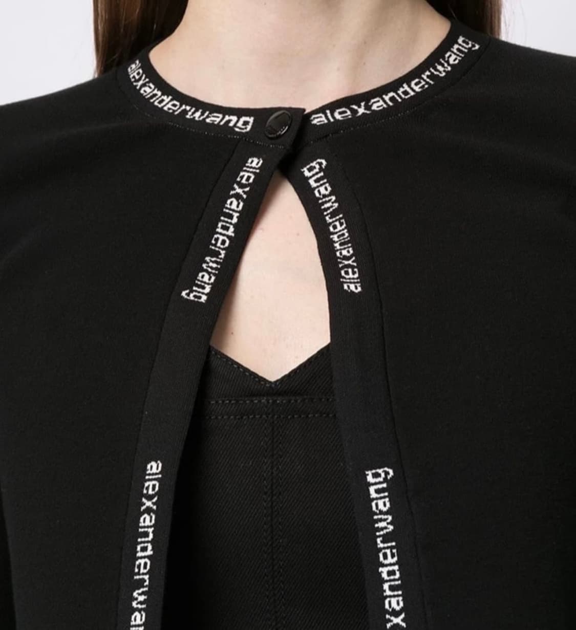 [새상품] 알렉산더왕 크롭 가디건 상품이미지2