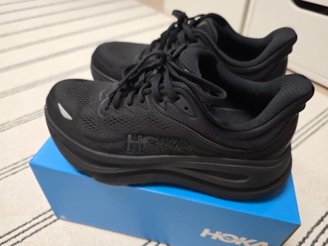 호카 여성 본디9 와이드 245 팝니다 상품이미지3