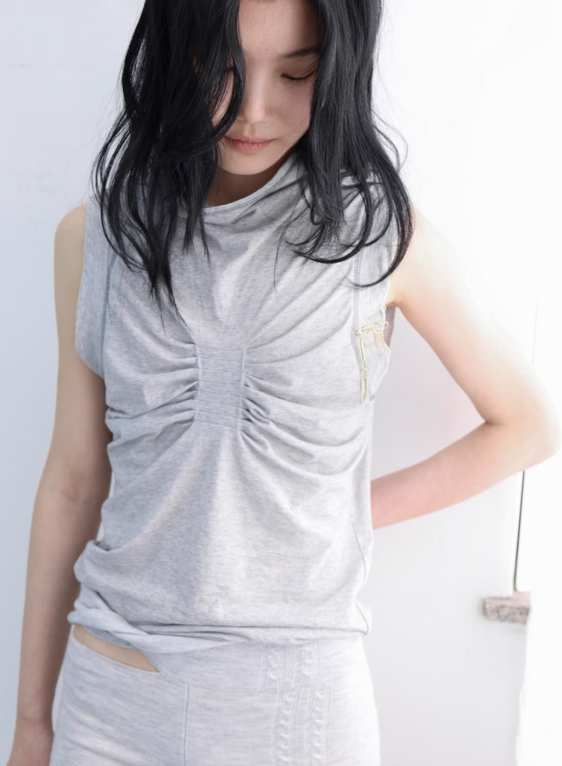 울리카상투스 Pintuck highneck top 상품이미지1