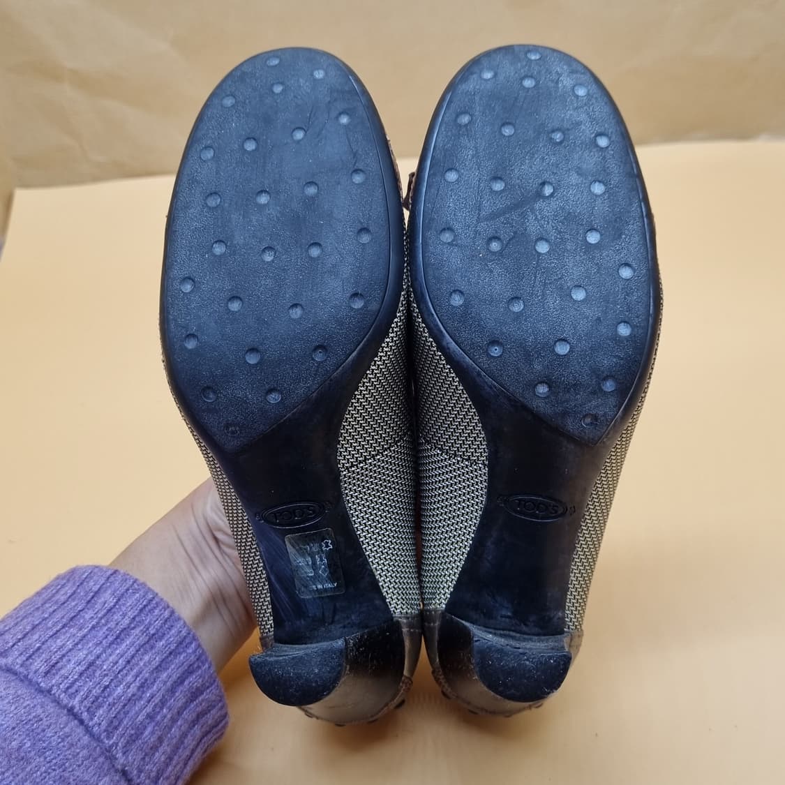 토즈 리본 여성 펌프스 35.5 230 굽8. 상품이미지3