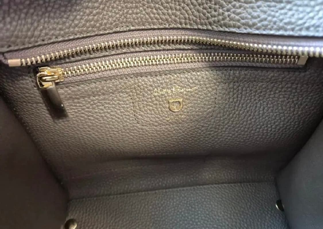 살바토레 페라가모 23SS 여성 에이미 스몰 토트숄더백 상품이미지4