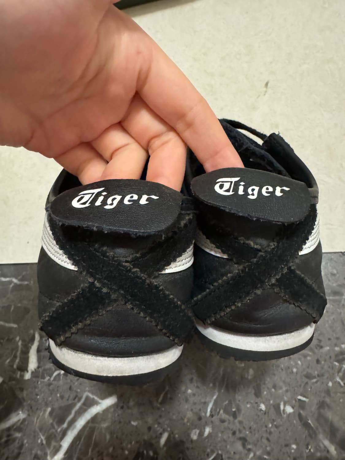 오니츠카타이거 멕시코66 블랙화이트 225 상품이미지4