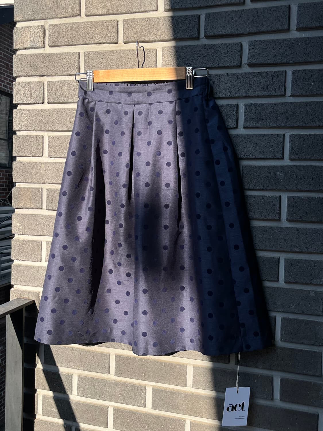 벨벳 도트 스커트 네이비 상품이미지1