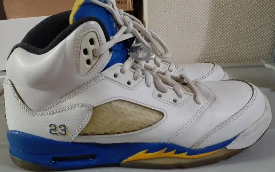 나이키 에어 조던5 '레이니'  상품이미지3