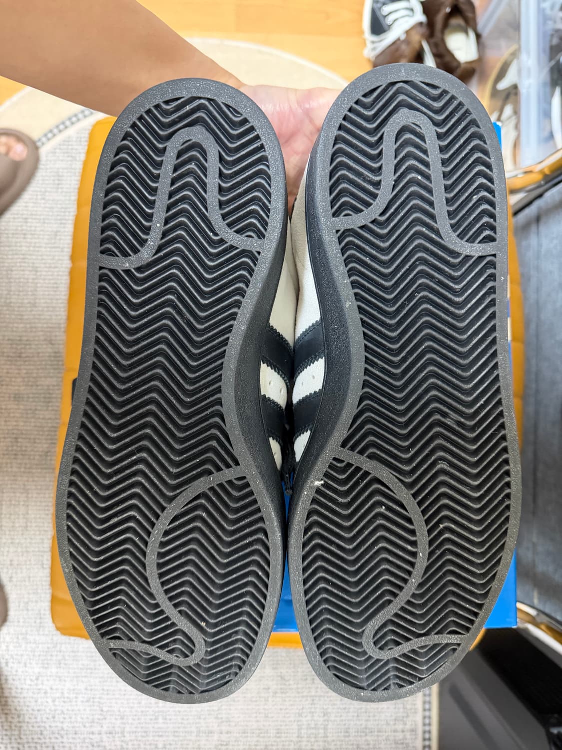 아디다스 캠퍼스 00s 상품이미지5