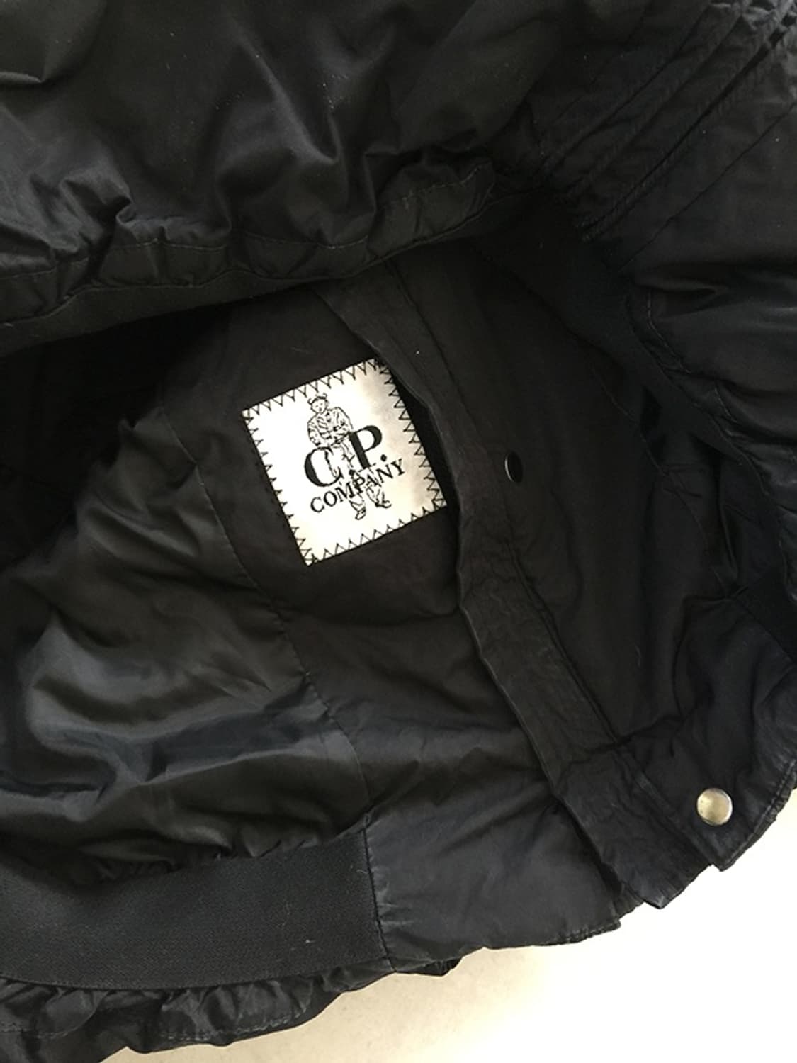 C.P. Company Goggle Hood Down Vest 100 상품이미지8
