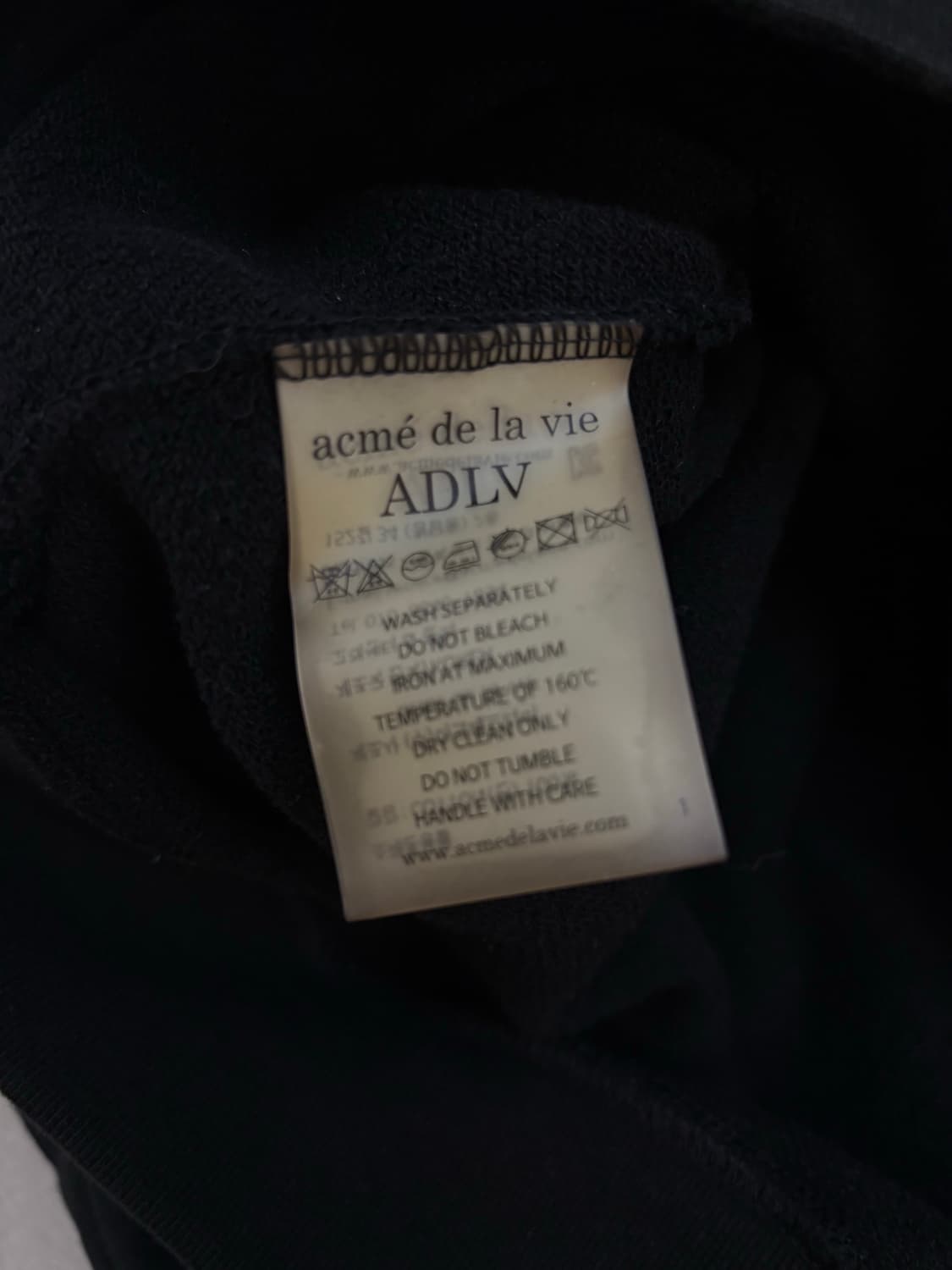 아크메데라비 후드티 상품이미지6