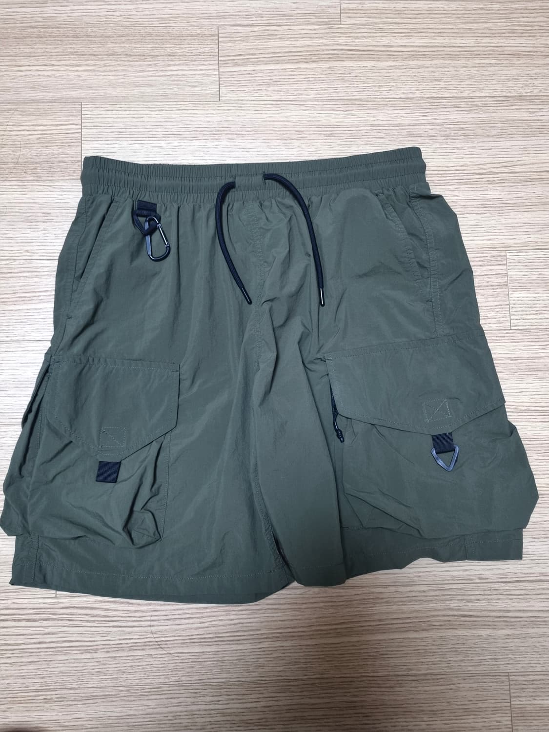 아웃스탠딩 반바지 : 패커블 기어 쇼츠 올리브 상품이미지2