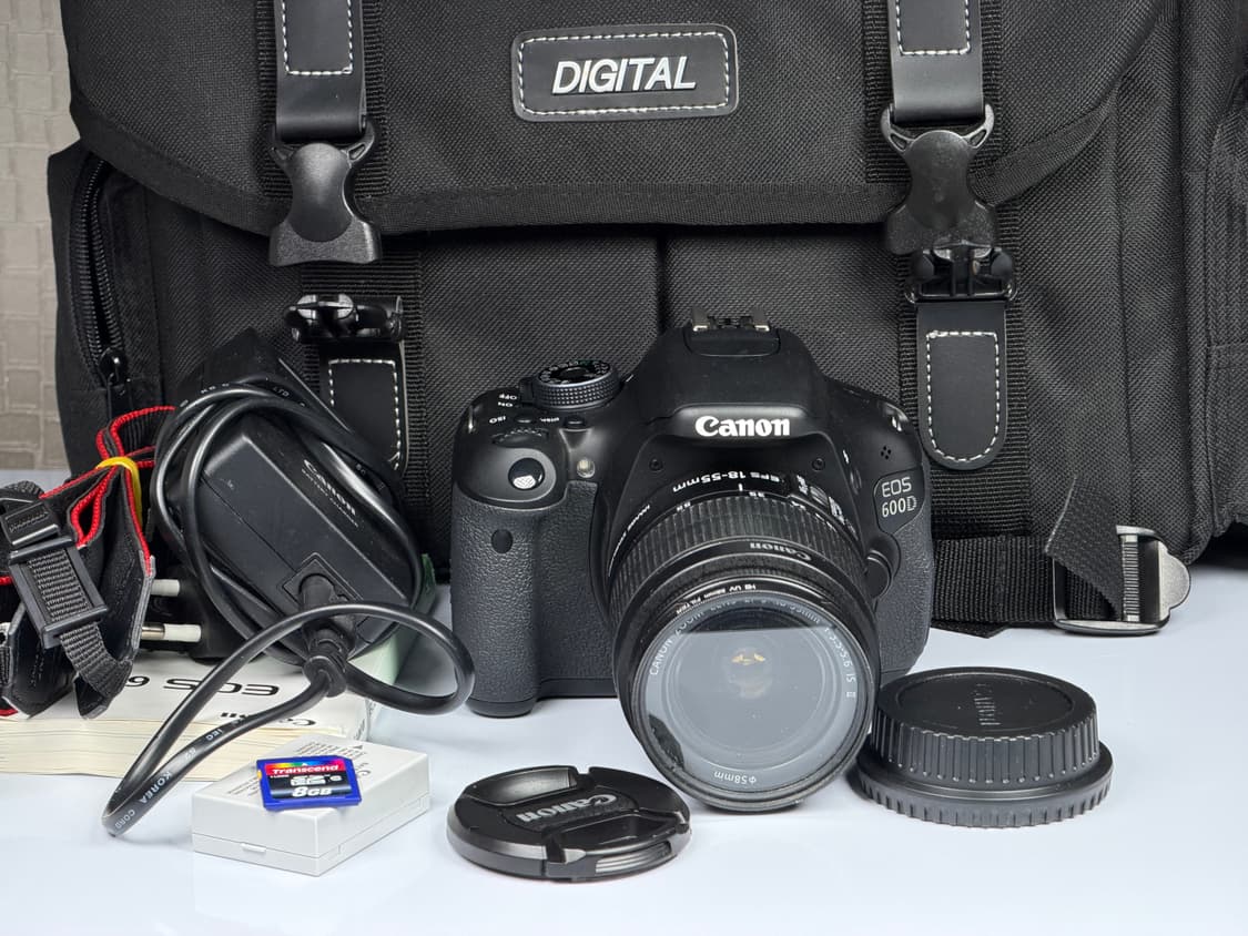 캐논 EOS 600D DSLR 카메라 209컷 상품이미지1