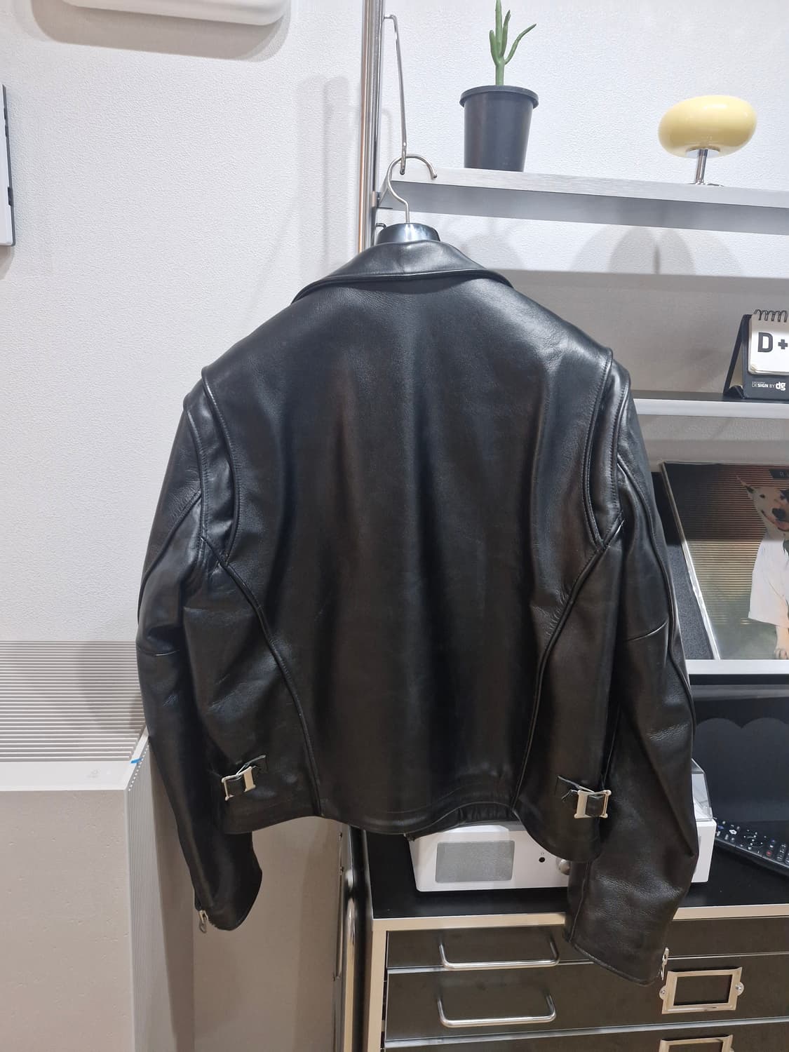 토니웩 카프레더크롭자켓L사이즈팝니다 상품이미지2