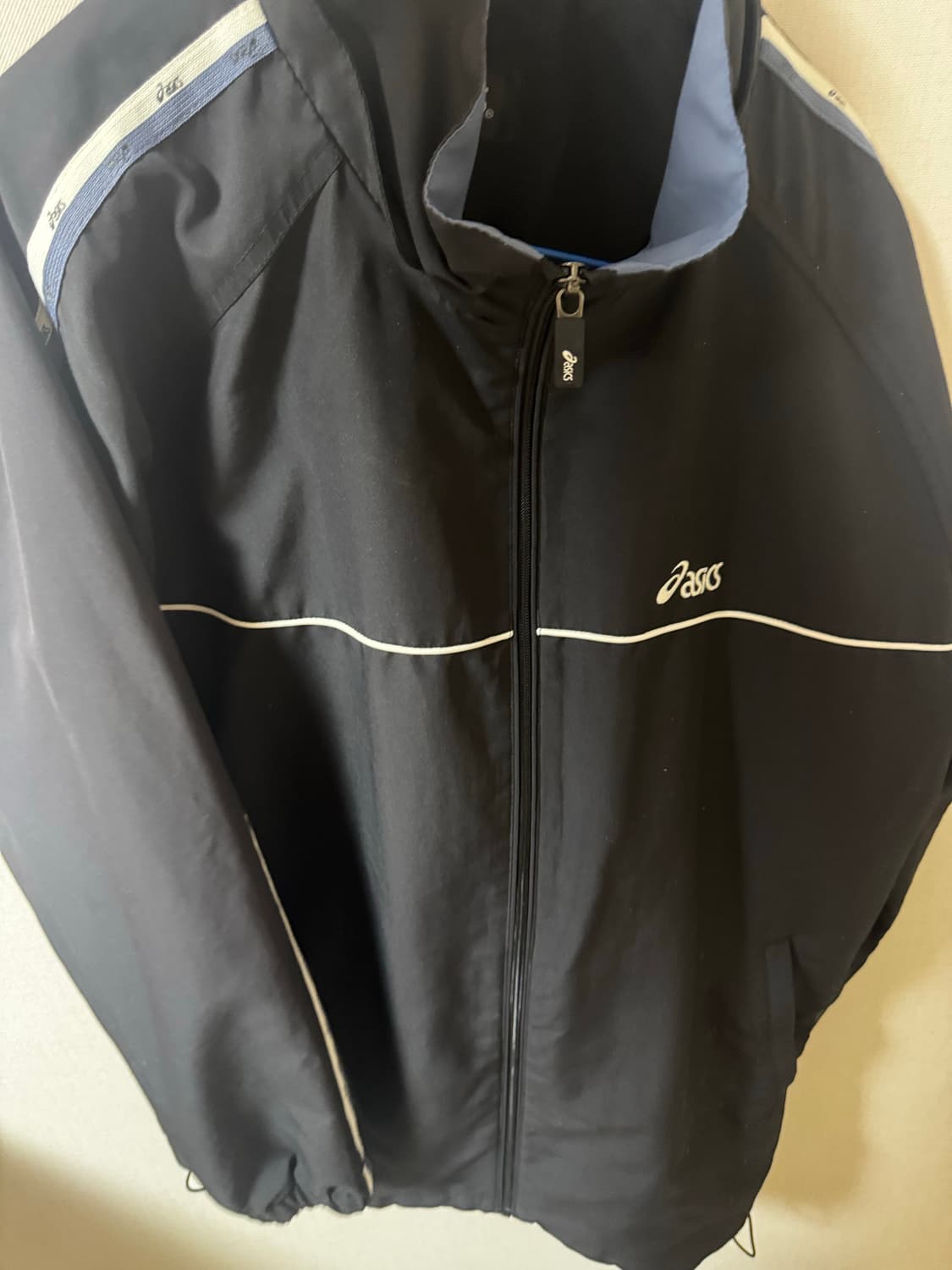 아식스 바람막이 상품이미지1