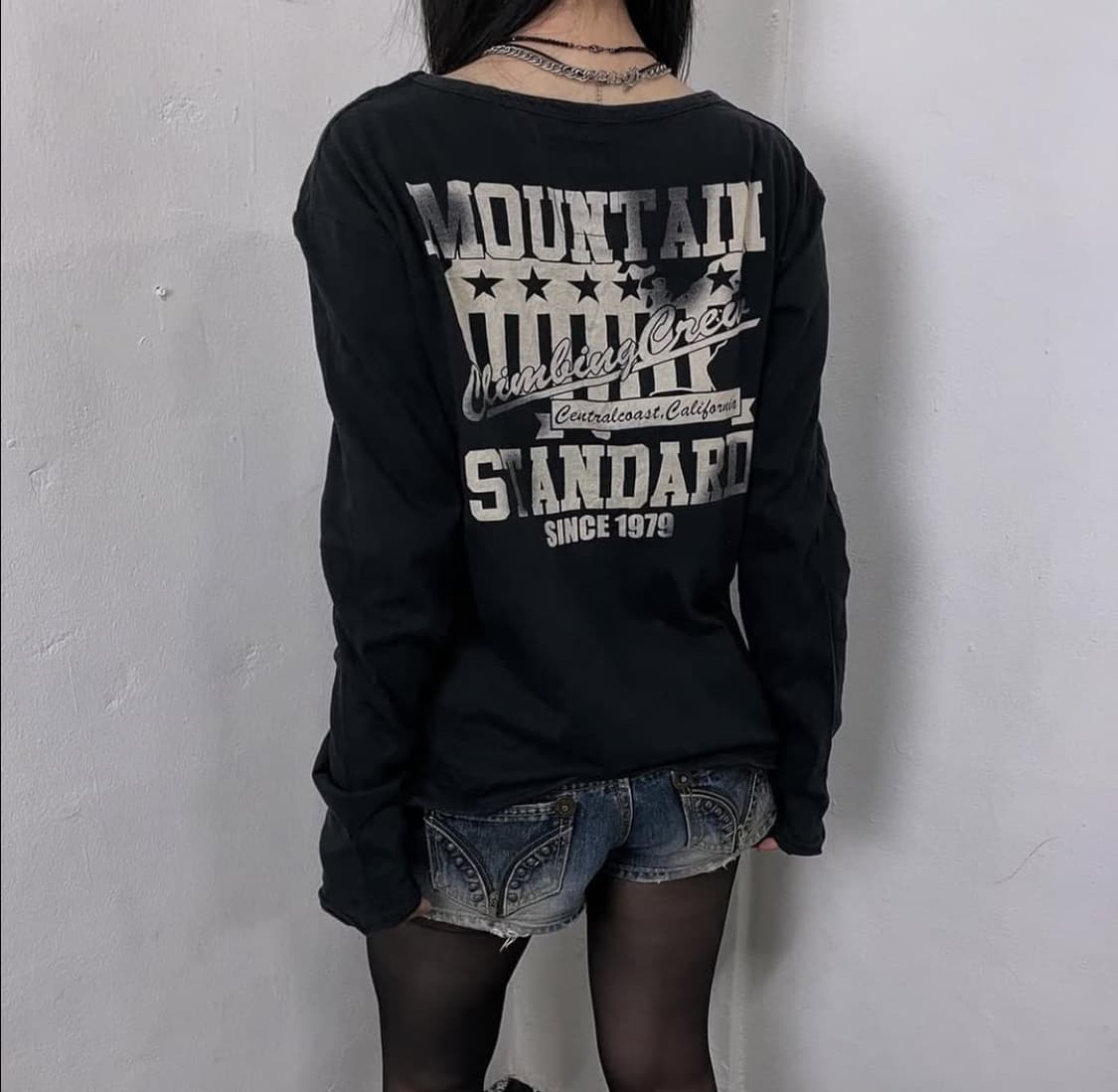 JADISS slim fit lettering long sleeve 상품이미지3