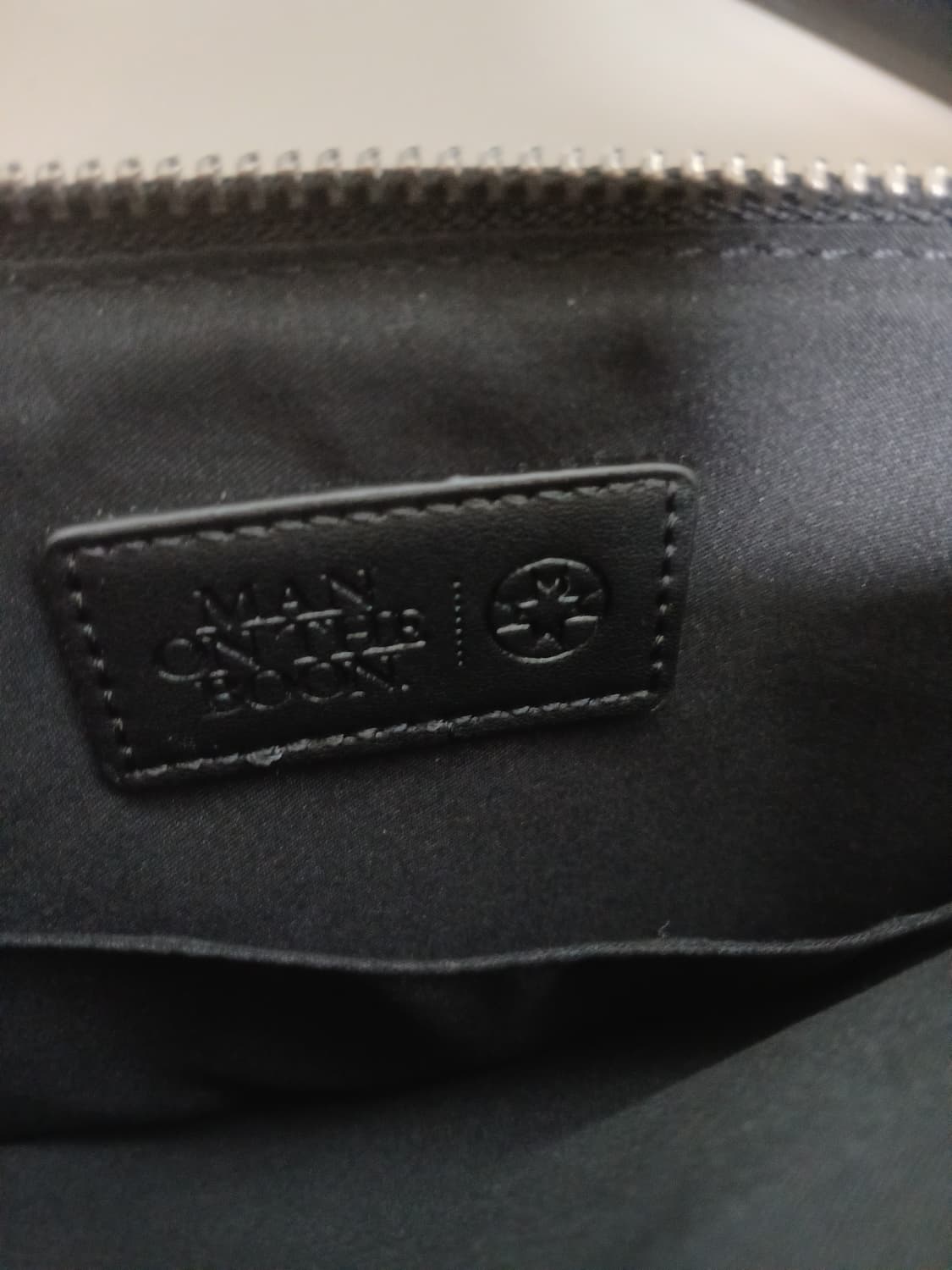 맨온더분 가죽 클러치백 상품이미지3