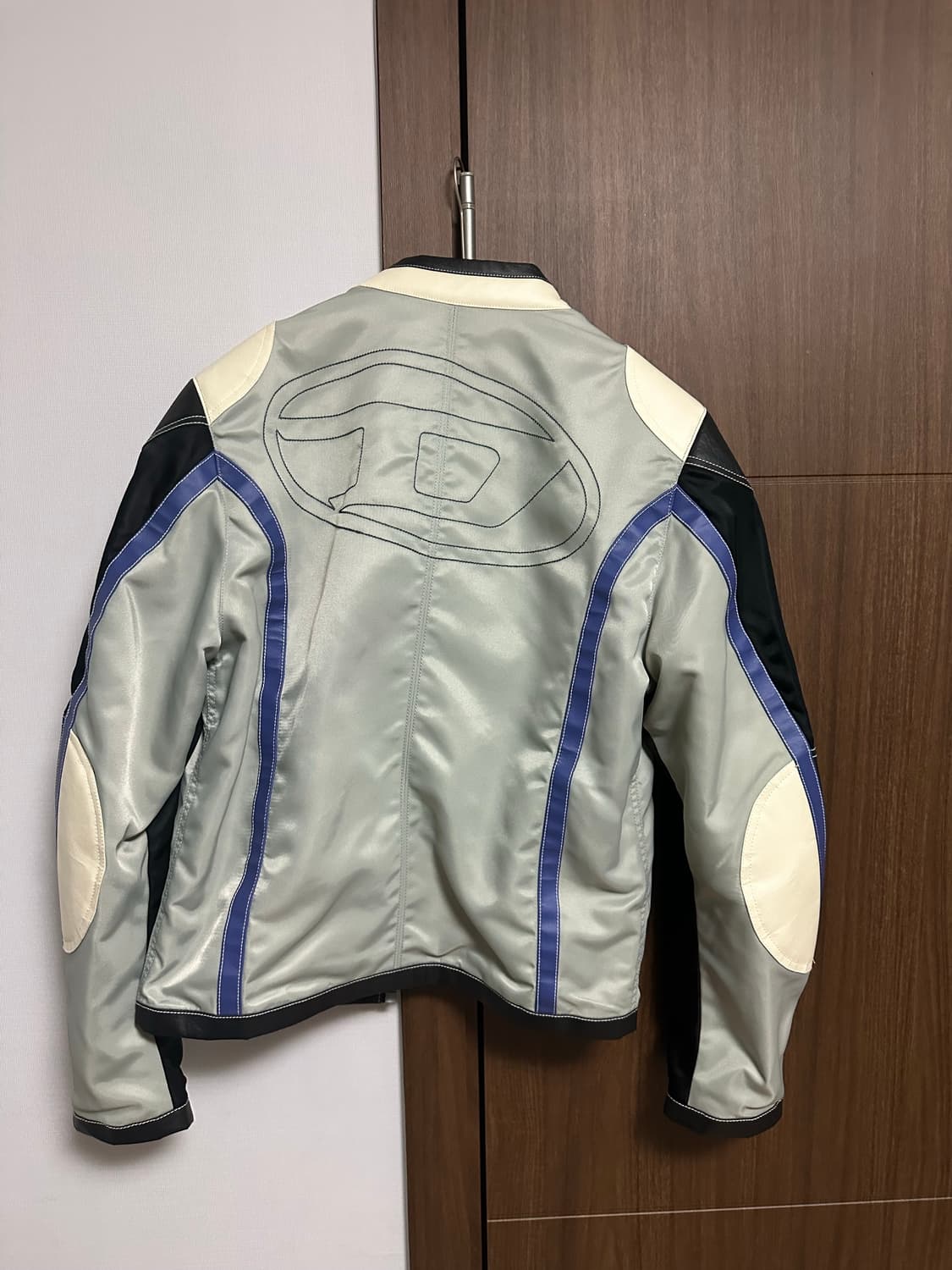 디젤 J-크리에이터 컬러블록 나일론 바이커 자켓 /44 상품이미지3