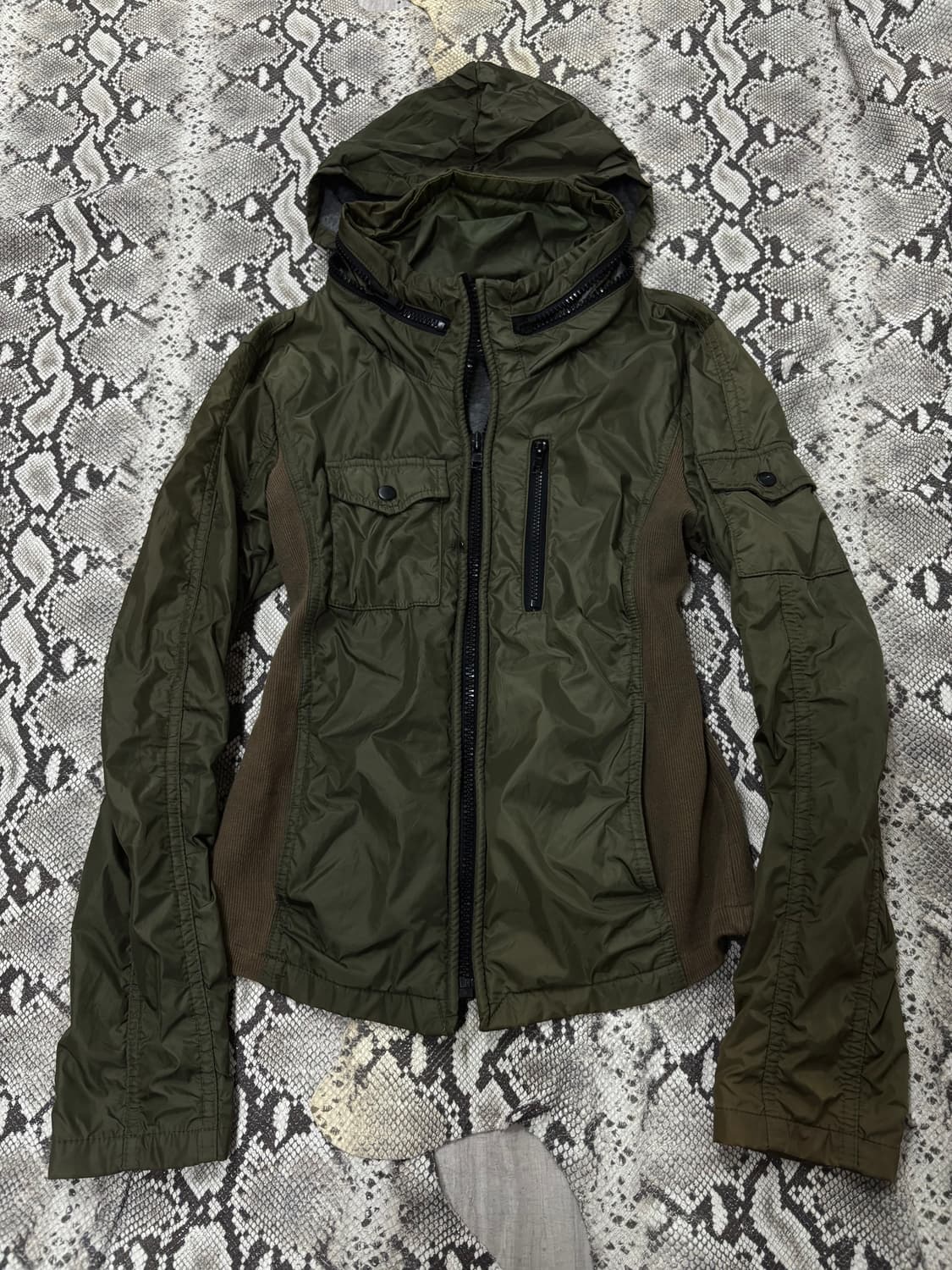 “Vintage” 00’s Design Khaki Bono Hooded  상품이미지1